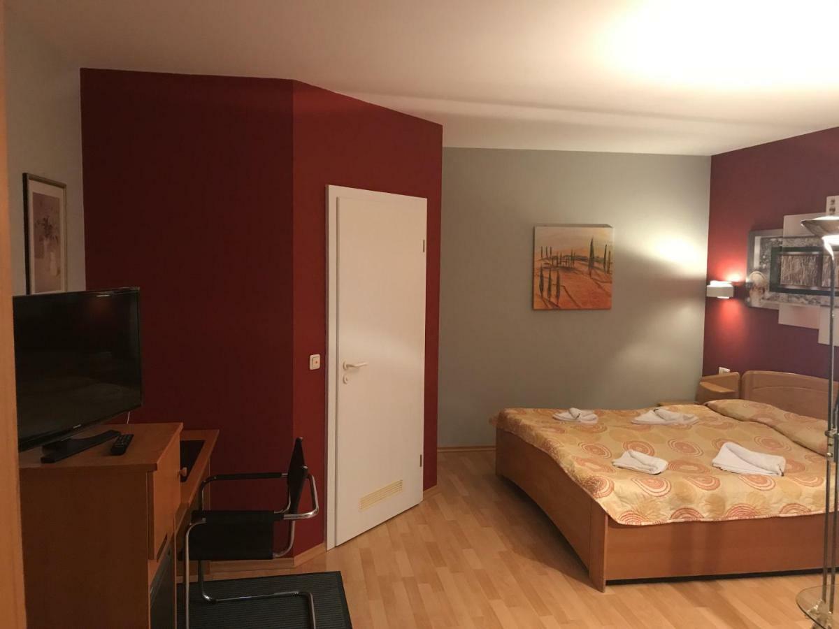 Hotel Korfu Geiselhoring Eksteriør billede